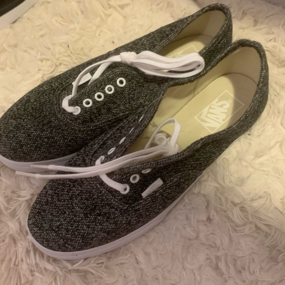 Brand new never worn vans